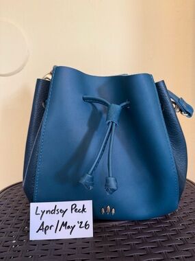 Portland Leather Goods Nest Bucket crossbody bag in Harbor/Lagoon